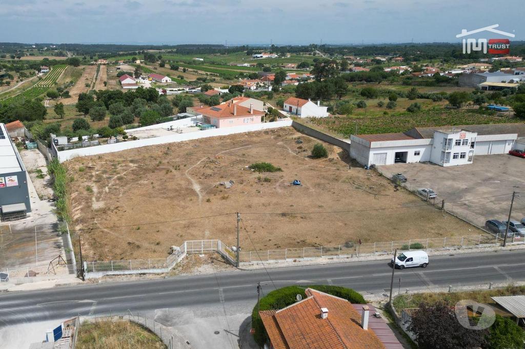 Comprar Loja Cartaxo - Fotos para Terreno em Vila Châ de Ourique