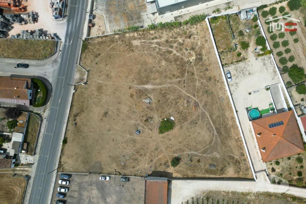 Comprar Loja Cartaxo - Fotos para Terreno em Vila Châ de Ourique