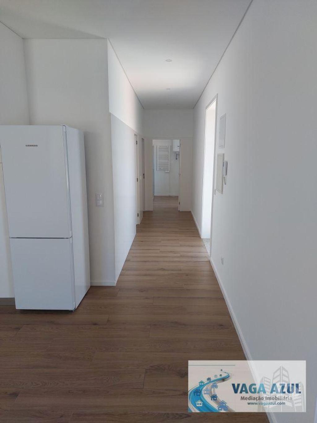 Imóveis para alugar Gondomar - Fotos para Casinha T2 Kitchenette à Estação de Rio Tinto