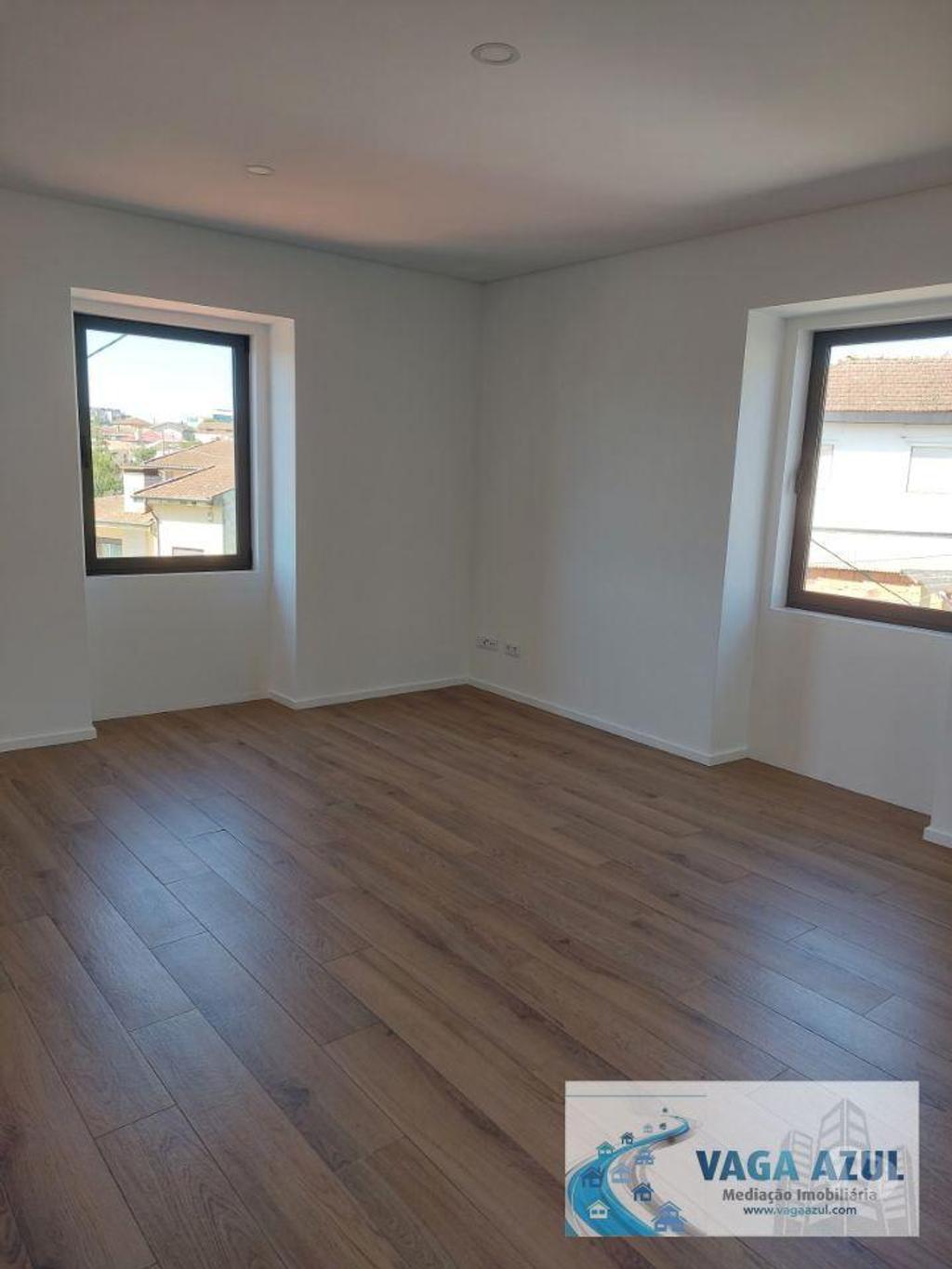 Imóveis para alugar Gondomar - Fotos para Casinha T2 Kitchenette à Estação de Rio Tinto