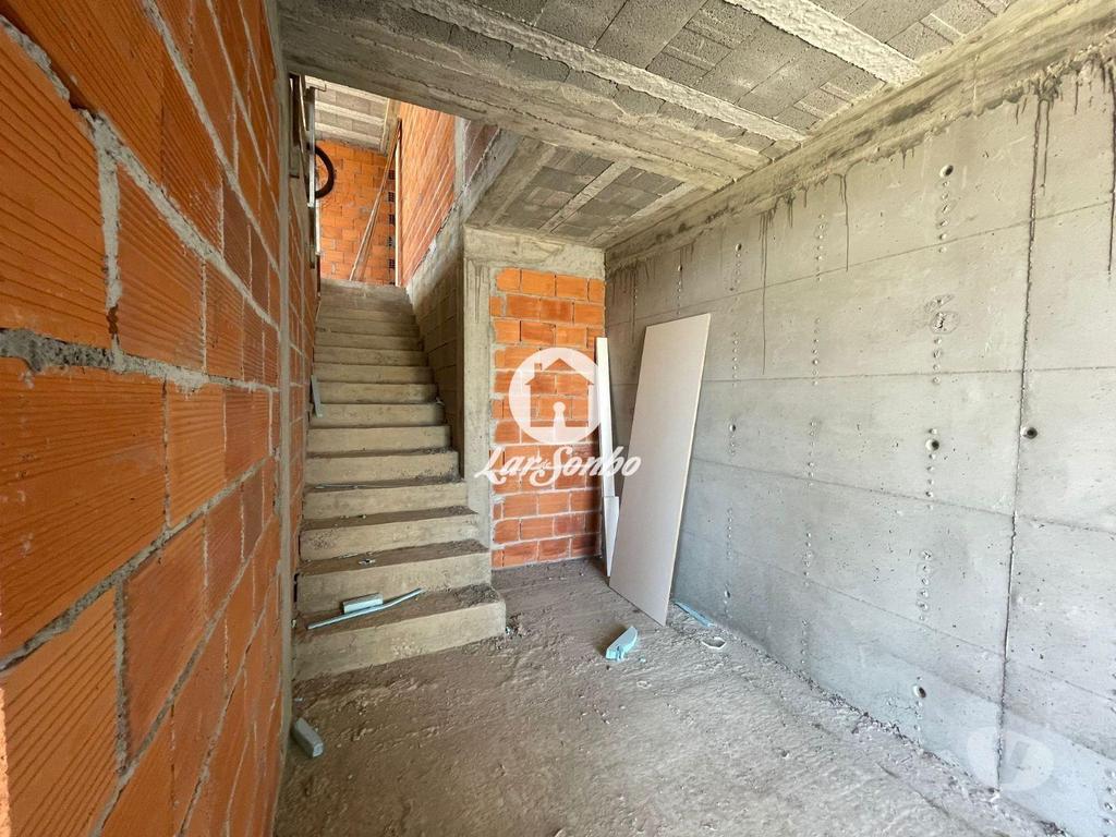 Apartamentos a venda Esposende - Fotos para Esposende-Moradia Nova em Barcelos (265-M-01596)