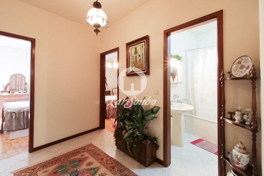 Apartamentos a venda Póvoa de Varzim - Fotos para Apartamento com 3 quartos e lugar de garagem a 200m da praia da