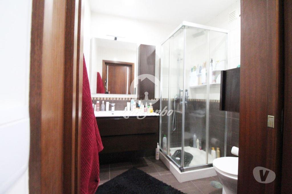 Apartamentos a venda Póvoa de Varzim - Fotos para Moradia com 3 quartos e espaço exterior a 5min. da cidade da