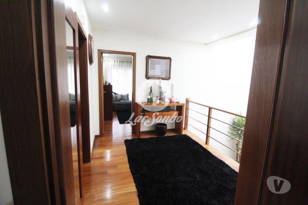Apartamentos a venda Póvoa de Varzim - Fotos para Moradia com 3 quartos e espaço exterior a 5min. da cidade da