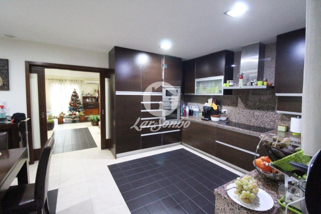 Apartamentos a venda Póvoa de Varzim - Fotos para Moradia com 3 quartos e espaço exterior a 5min. da cidade da