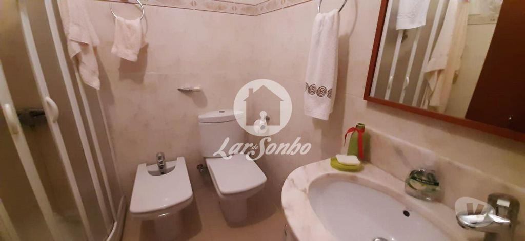 Comprar Loja Póvoa de Varzim - Fotos para Prédio com 281m2 a poucos minutos da praia da Póvoa de Varzim