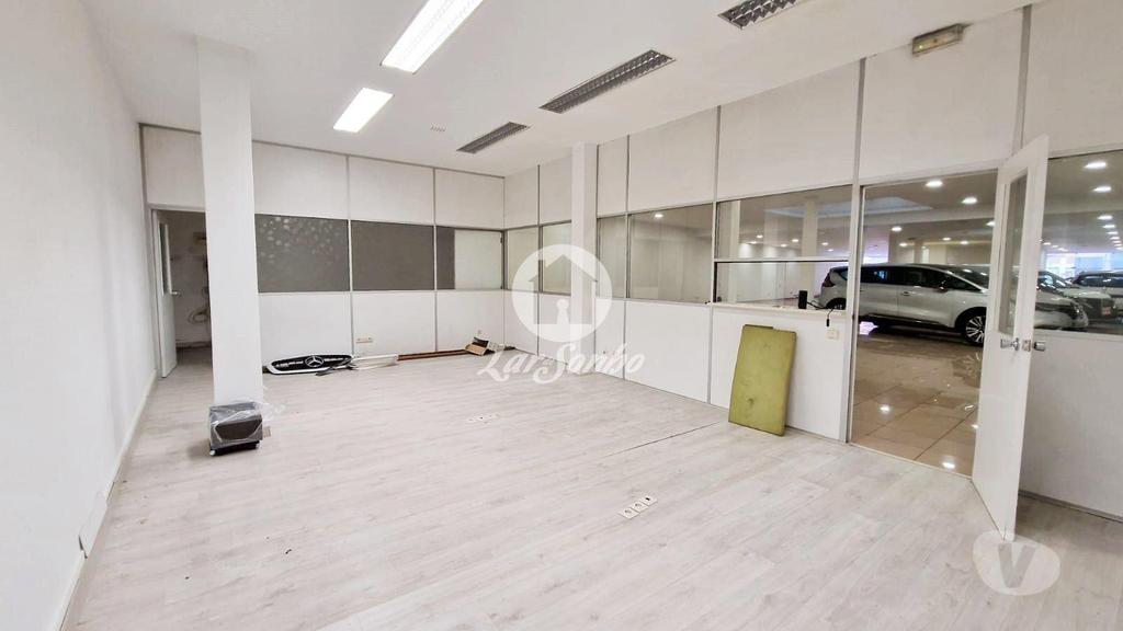 Comprar Loja Porto - Fotos para Loja com 459m2 em Paranhos, Porto