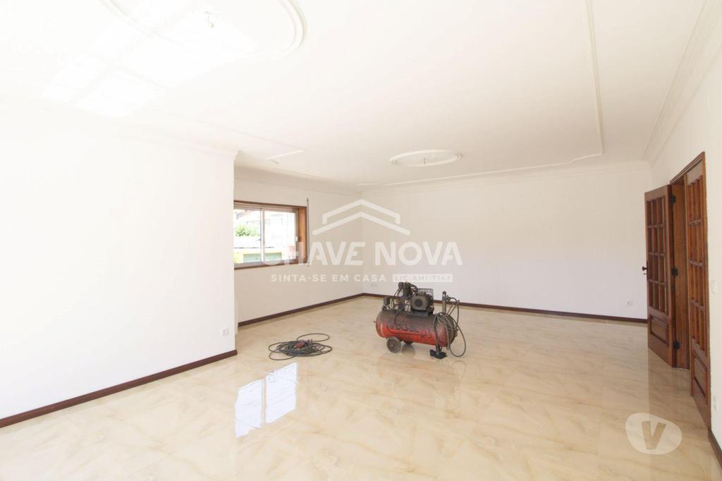 Apartamentos a venda Valongo - Fotos para Valongo-Moradia V3 Independente em Alfena - Porto (PRTBV 00444)