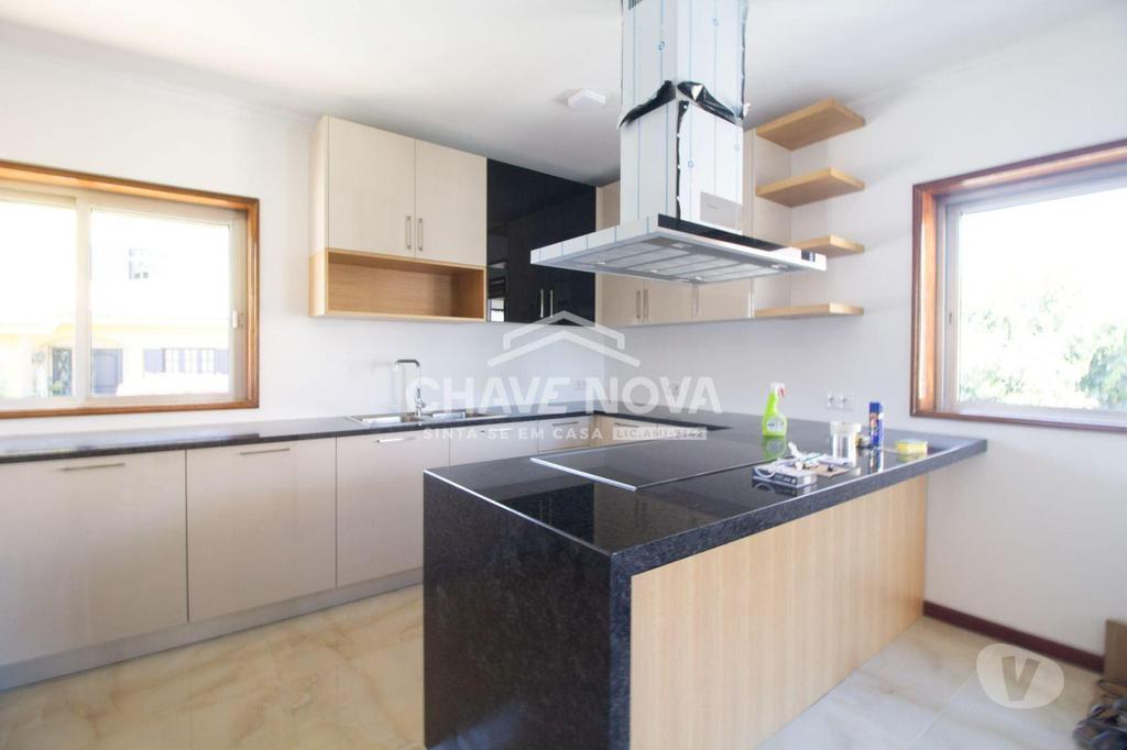 Apartamentos a venda Valongo - Fotos para Valongo-Moradia V3 Independente em Alfena - Porto (PRTBV 00444)
