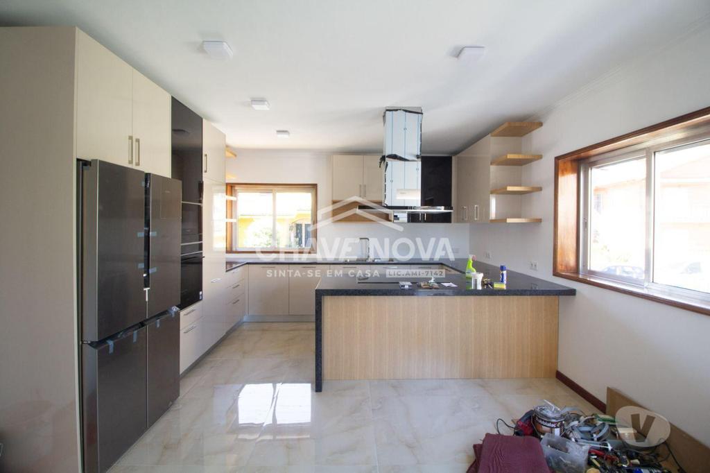 Apartamentos a venda Valongo - Fotos para Valongo-Moradia V3 Independente em Alfena - Porto (PRTBV 00444)