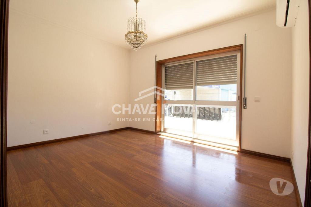 Apartamentos a venda Valongo - Fotos para Valongo-Moradia V3 Independente em Alfena - Porto (PRTBV 00444)