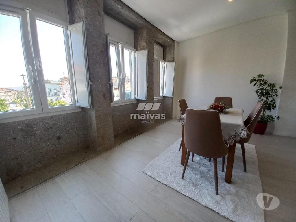 Imóveis para alugar Braga - Fotos para Apartamento T2 no Largo da Sra-a-Branca em Braga!