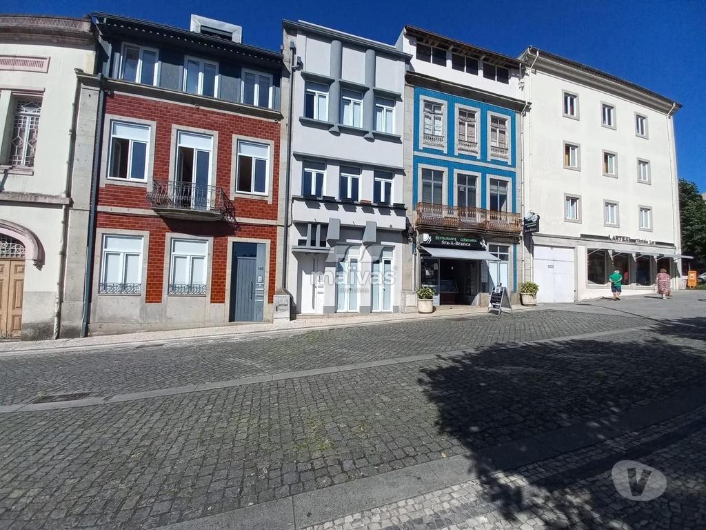 Imóveis para alugar Braga - Fotos para Apartamento T2 no Largo da Sra-a-Branca em Braga!