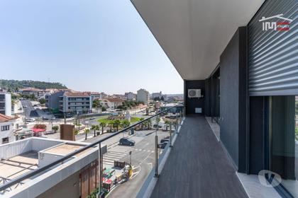 Apartamentos a venda - Fotos para Ourem-T1 de Luxo, no melhor Prédio de Ourém (1-A-000668)