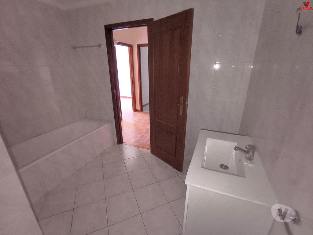 Imóveis para alugar Braga - Fotos para T2 em Nogueiró