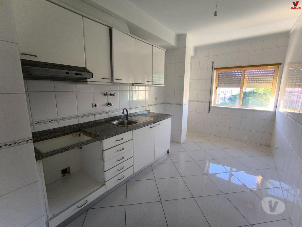 Imóveis para alugar Braga - Fotos para T2 em Nogueiró