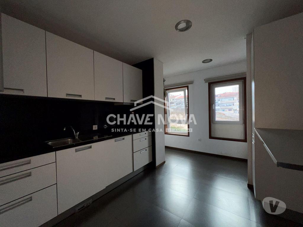 Apartamentos a venda Porto - Fotos para Apartamento T3 Praça das Flores - Bonfim - Porto (PRTBV 00446)