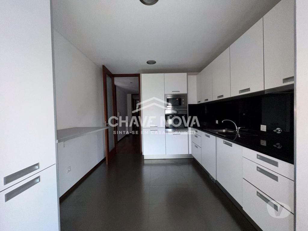 Apartamentos a venda Porto - Fotos para Apartamento T3 Praça das Flores - Bonfim - Porto (PRTBV 00446)