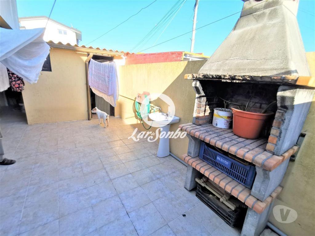Apartamentos a venda Póvoa de Varzim - Fotos para Andar moradia T3 com G.F. p 2 carros em Terroso (240-A-25270)