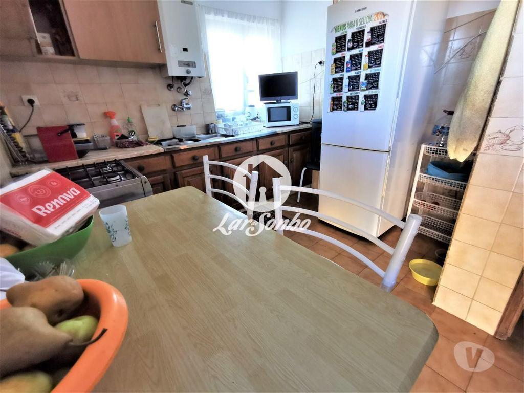 Apartamentos a venda Póvoa de Varzim - Fotos para Andar moradia T3 com G.F. p 2 carros em Terroso (240-A-25270)