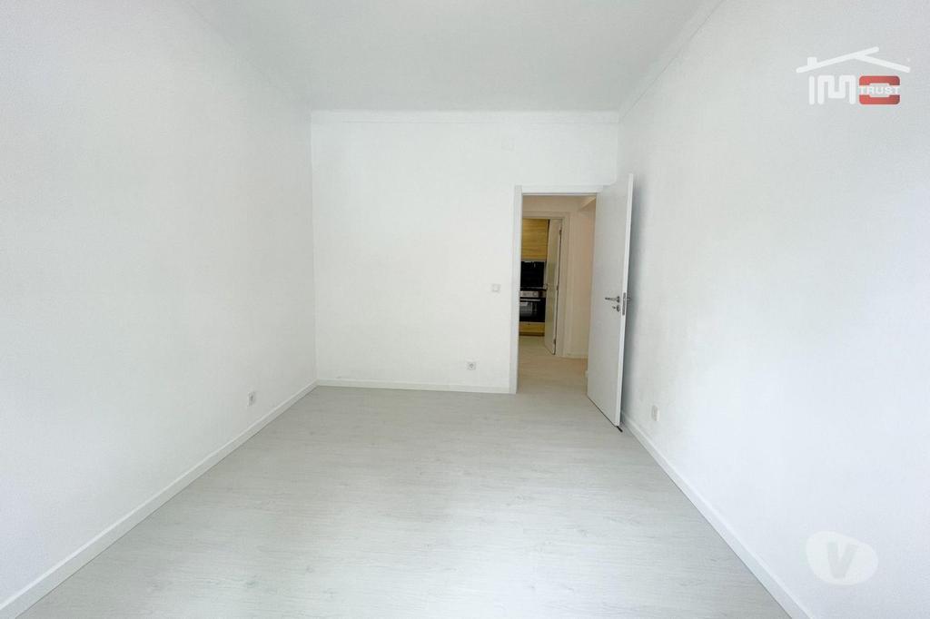Apartamentos a venda Sintra - Fotos para Imóvel Remodelado com 34m2 - Ideal para investimento ou primeira