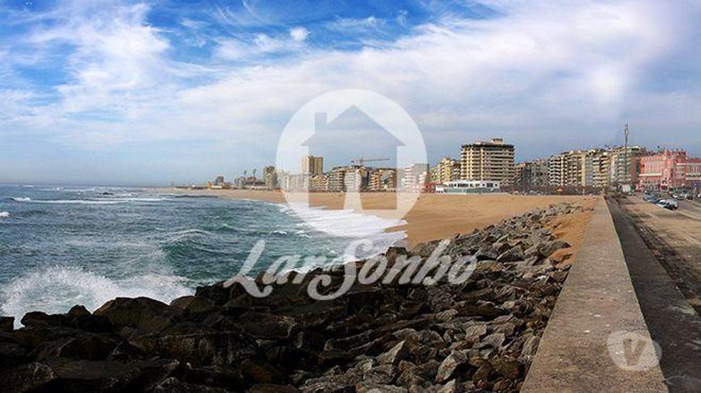 Apartamentos a venda Póvoa de Varzim - Fotos para Povoa-de-varzim-Moradia individual com Piscina (265-M-01601)