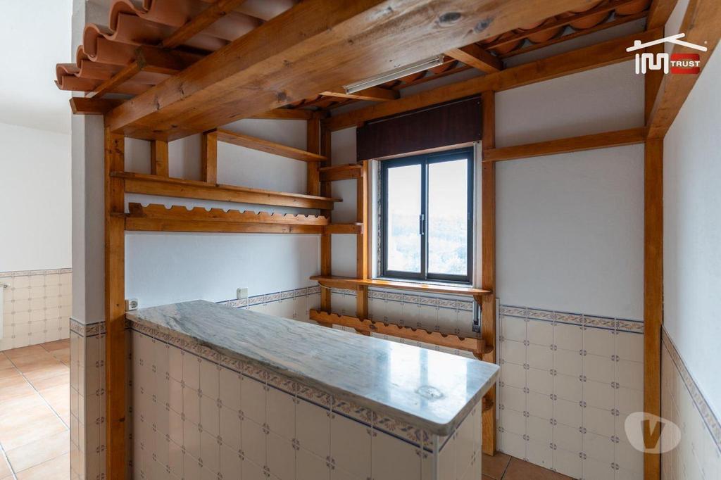 Apartamentos a venda Ourém - Fotos para Moradia T4 na Cidade de Ourém. POSSIBILIDADE DE FINANCIAMENTO A