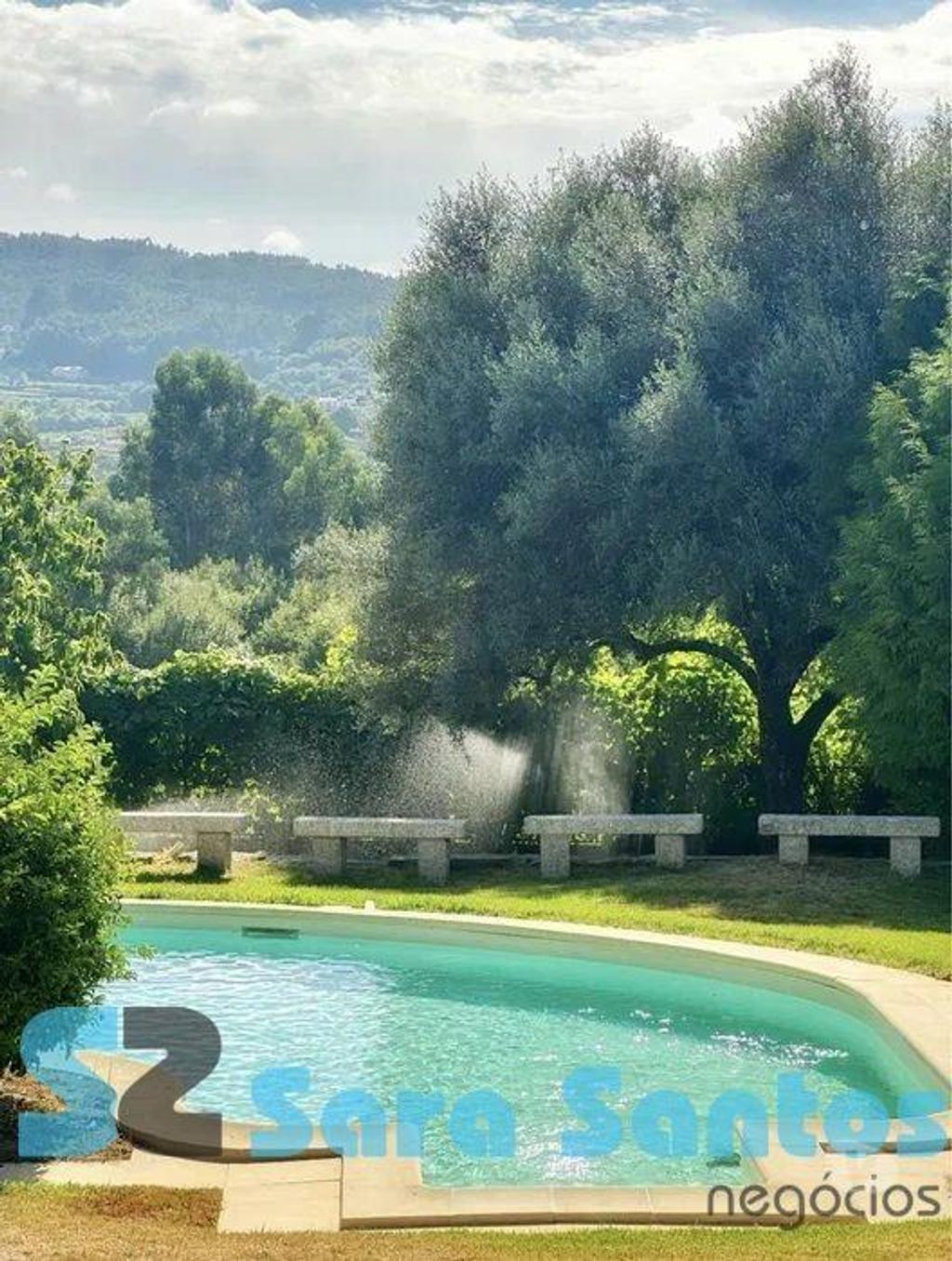 Apartamentos a venda Penafiel - Fotos para Quinta T7 C Piscina e Terreno com 4000m2-Penafiel (SS0953)