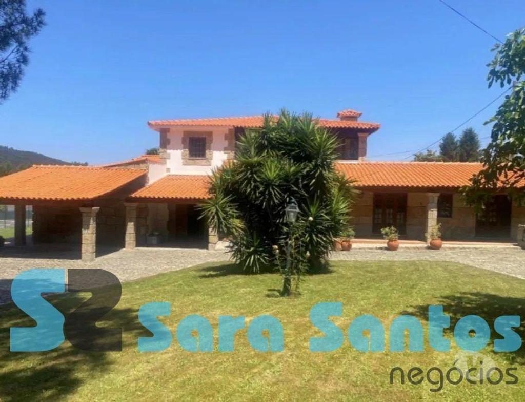 Apartamentos a venda Penafiel - Fotos para Quinta T7 C Piscina e Terreno com 4000m2-Penafiel (SS0953)