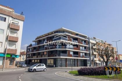 Casas a venda - Fotos para Apartamento T3 no centro de Espinho, penúltimo andar com vista