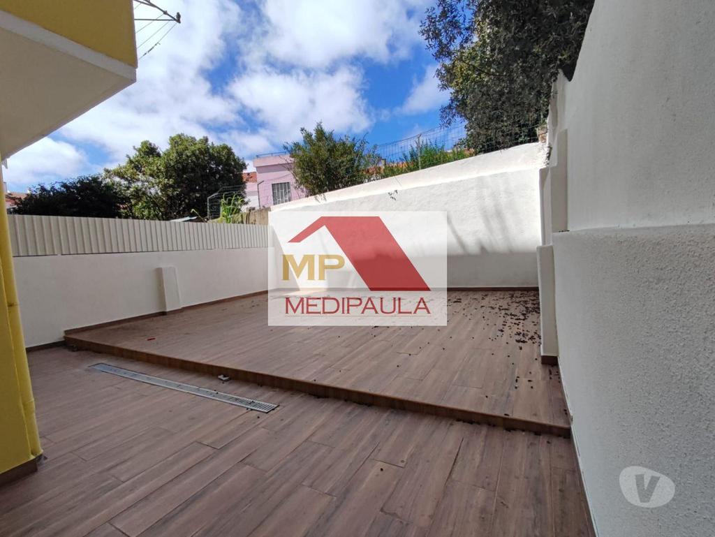 Apartamentos a venda Amadora - Fotos para T1 Amadora Mina - Muito Central com grande terraço - Remodelado