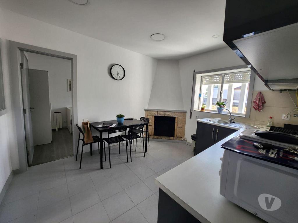 Apartamentos a venda Aveiro - Fotos para Aveiro-Excelente moradia T4 isolada (AVR 00566)