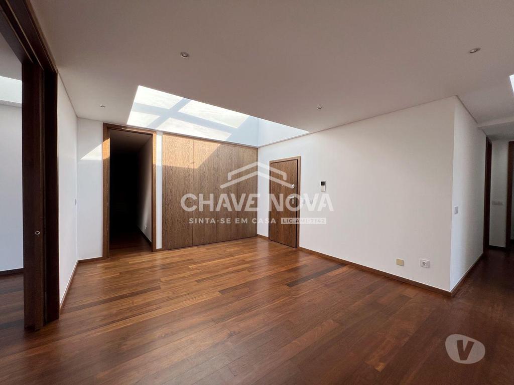 Apartamentos a venda Vila Nova de Gaia - Fotos para Apartamento T4+1, 1ª linha de Mar em Canidelo (AR 04549)