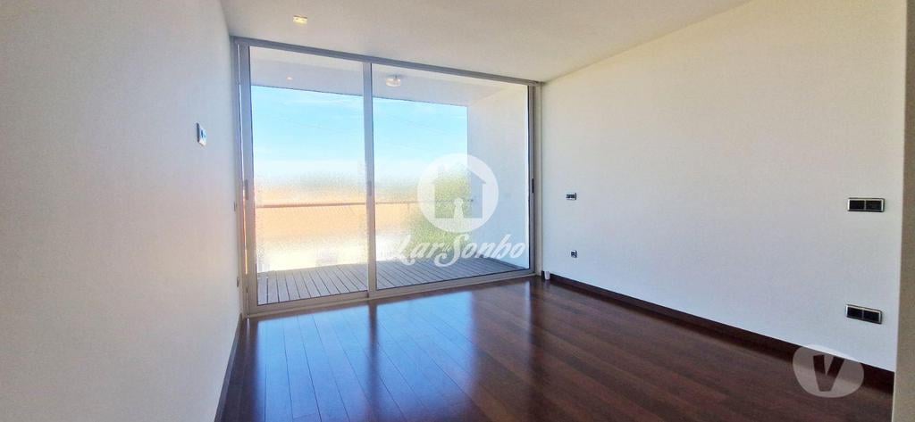 Apartamentos a venda Vila do Conde - Fotos para Moradia T4 COMO NOVA a 600m do metro com garagem fechada para 4