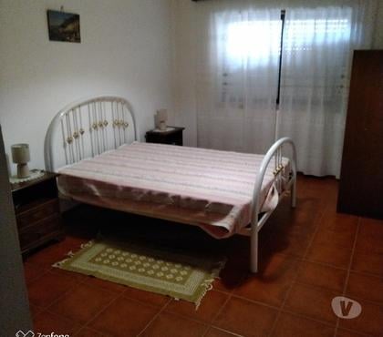 Casas e Apartamentos - Alugar - Fotos para Alugo quarto por 250€