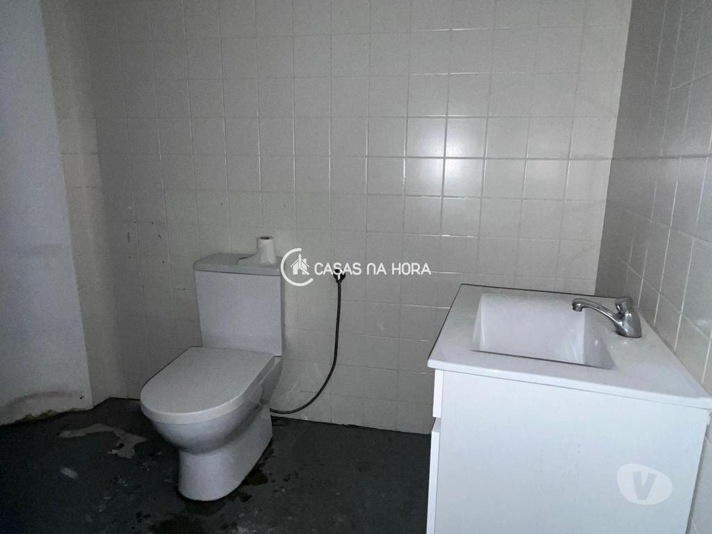 Comprar Loja Viseu - Fotos para Loja com Boa Visibilidade - Centro Histórico - Viseu
