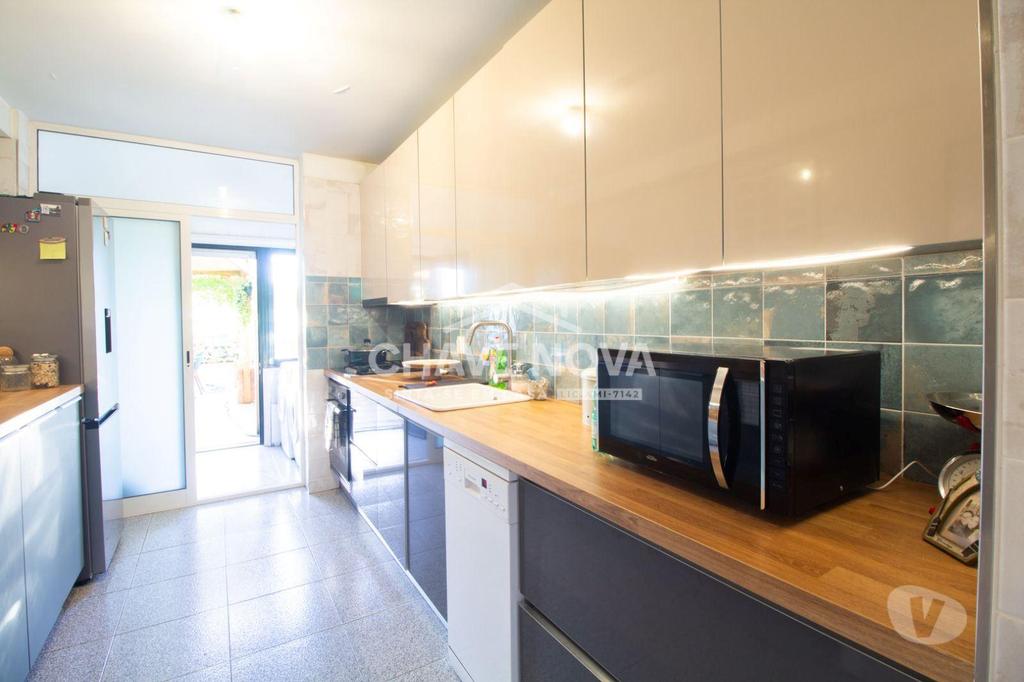 Apartamentos a venda Gondomar - Fotos para Apartamento T2 Terraço 90 m2, lg. de garagem+arrumos. Centro de