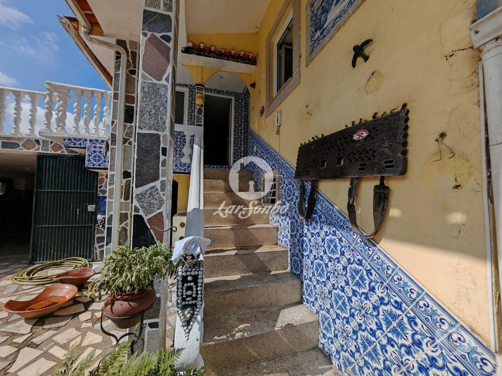 Apartamentos a venda Vila do Conde - Fotos para Moradia de Gaveto com Vistas Deslumbrantes em Azurara, Vila do