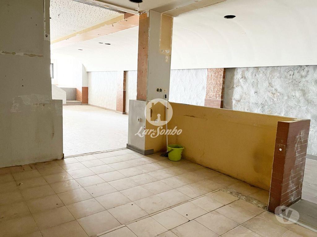 Comprar Loja Póvoa de Varzim - Fotos para Loja com 165 m2 na 1.ª linha de mar da Póvoa de Varzim!