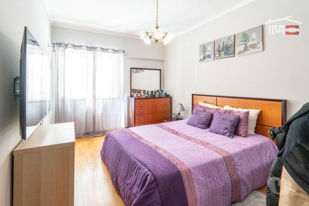 Apartamentos a venda Sintra - Fotos para Sintra-T2 Agualva com arrecadação e lugar de garagem (8-A-000085)