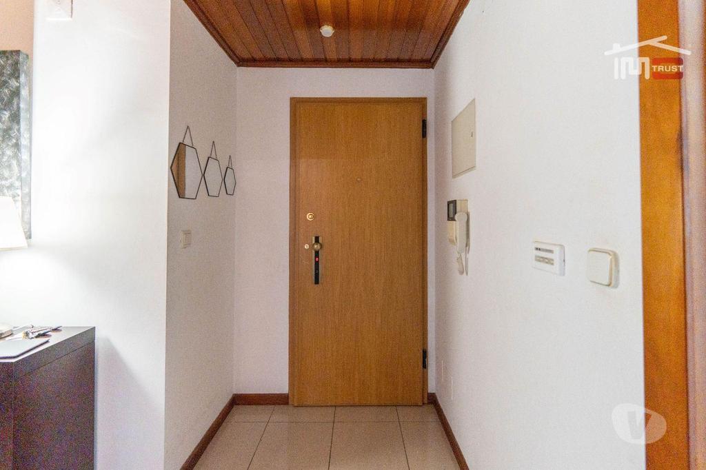 Apartamentos a venda Sintra - Fotos para Sintra-T2 Agualva com arrecadação e lugar de garagem (8-A-000085)