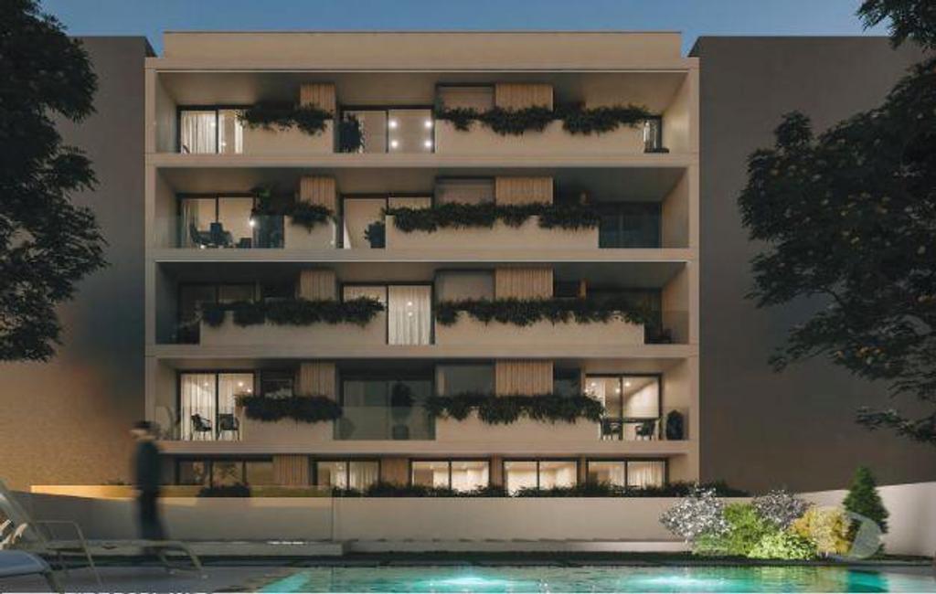 Apartamentos a venda Gondomar - Fotos para Apartamento T2 Duas varandas com floreiras Piscina +