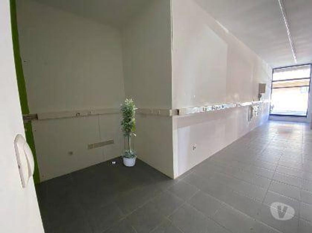 Comprar Loja Aveiro - Fotos para Loja de 173m² localizada no centro de S. Bernardo