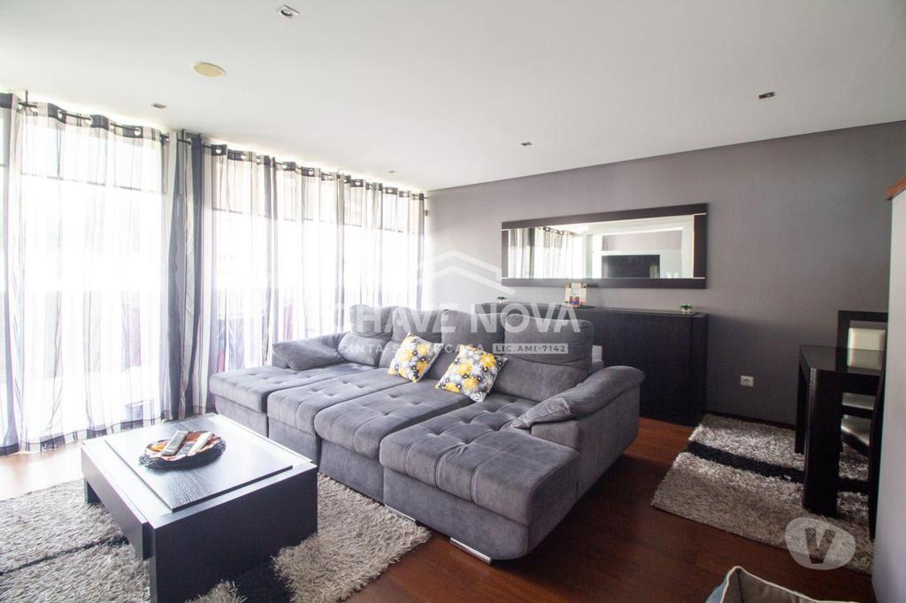 Apartamentos a venda Vila Nova de Gaia - Fotos para Vila-nova-de-gaia-Moradia V3 Geminada em Pedroso (OD 02436)