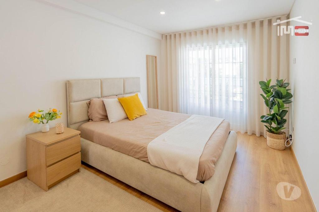 Apartamentos a venda Sintra - Fotos para Sintra-V4 Moradia Algueirão-Mem Martins (8-M-000087)