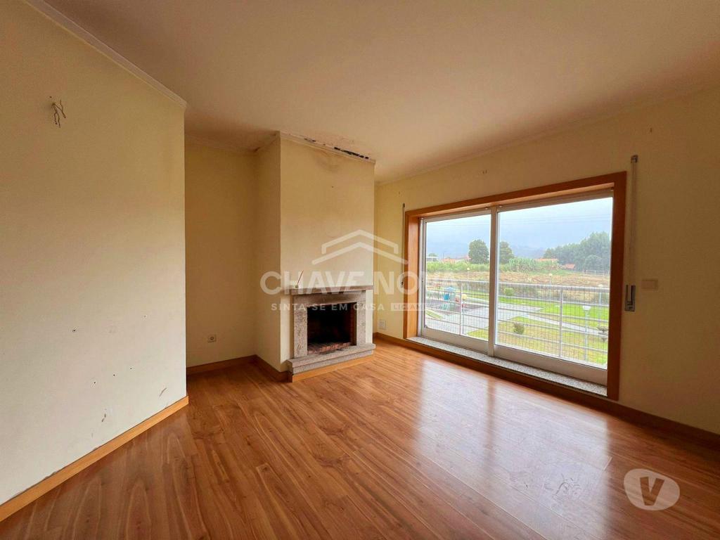 Apartamentos a venda Vila Nova de Gaia - Fotos para Apartamento T2 c Lugar de Garagem em Canelas (Edifício