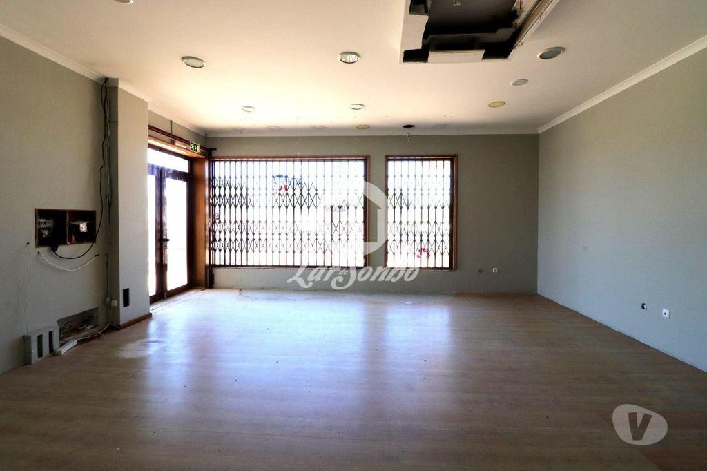 Comprar Loja Ovar - Fotos para Arrendo Loja Comercial em Esmoriz