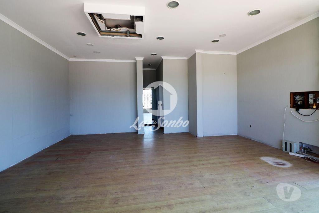 Comprar Loja Ovar - Fotos para Arrendo Loja Comercial em Esmoriz