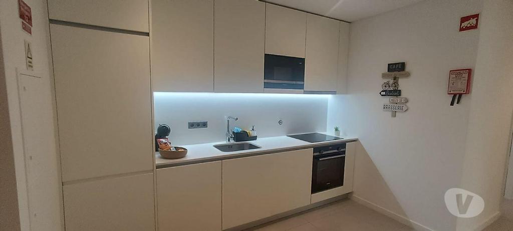 Imóveis para alugar Loulé - Fotos para Apartamento T1 para Arrendamento Anual no Coração de Quarteira*