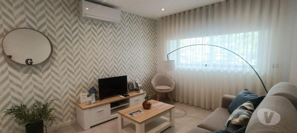 Imóveis para alugar Loulé - Fotos para Apartamento T1 para Arrendamento Anual no Coração de Quarteira*